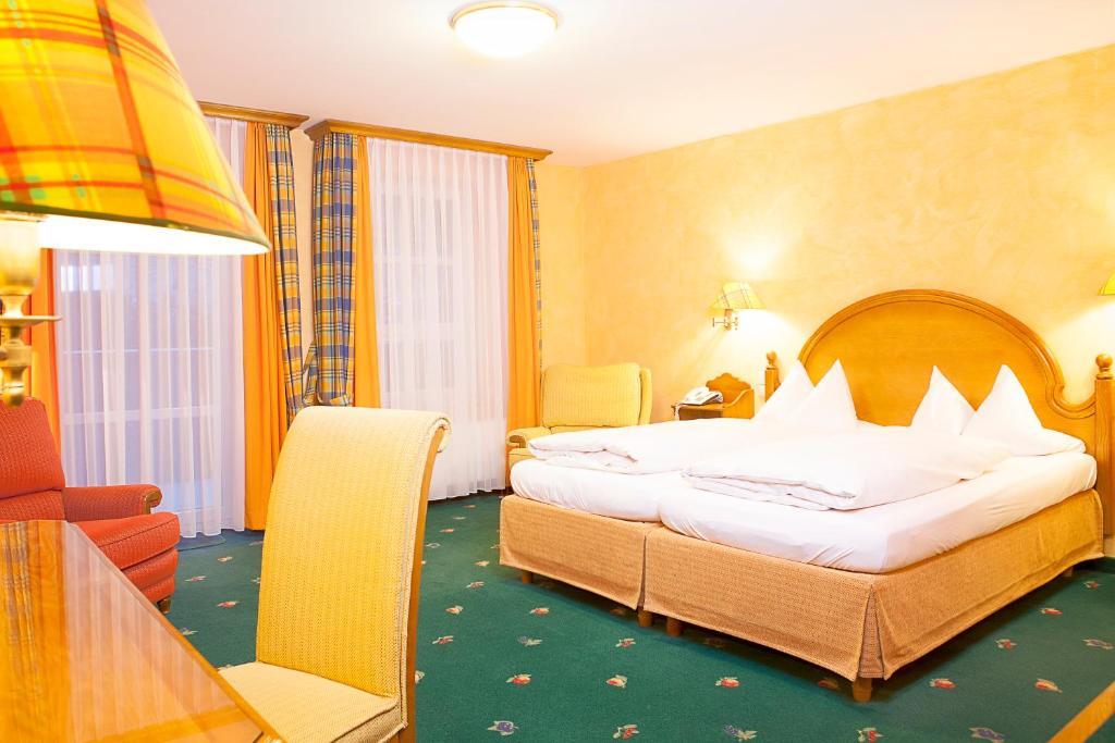 Hotel Wilder Mann Konigstein in der Oberpfalz Exterior photo